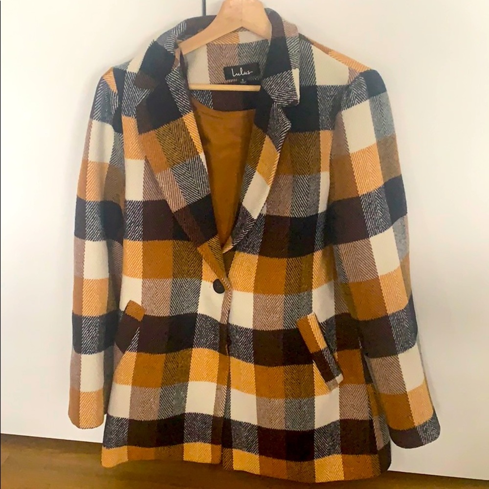 Lulu’s multi plaid coat